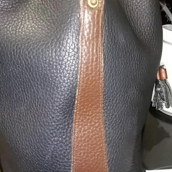 AUTHENTIC VINTAGE DOONEY AND BOURKE DRAWSTRING BAG - Picture 4 of 10